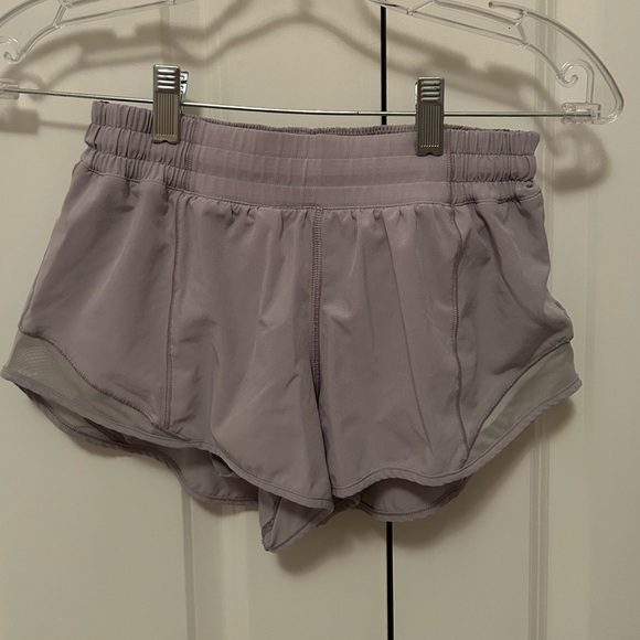Light purple lululemon hotty hot short - Picture 2 of 2